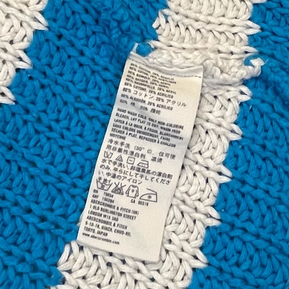 Adorable short sleeve Abercrombie & Fitch striped sweater - Picture 6 of 8